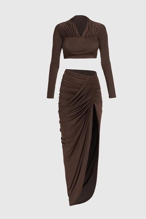 Cliche Сет от къса блуза и пола с набори в кафяво