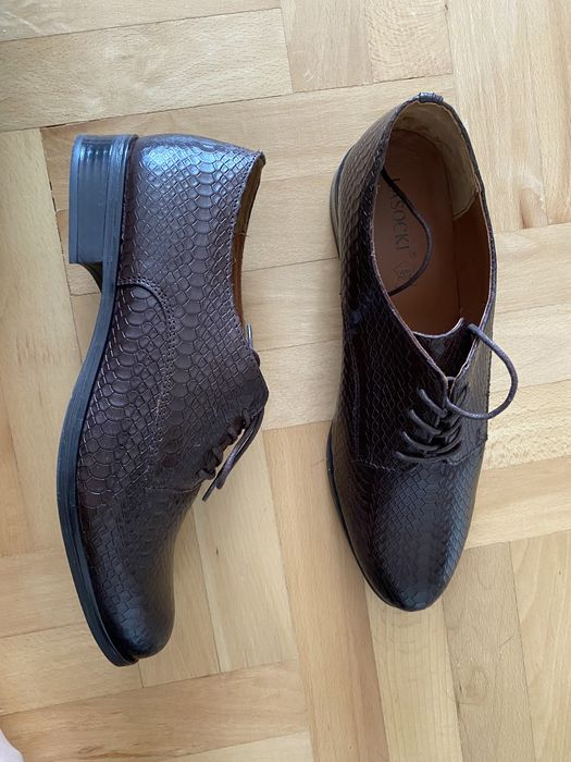 Чисто нови обувки LASOCKI