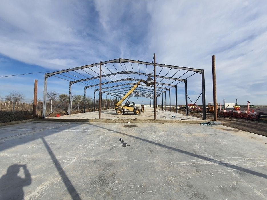 Hala metalica schimb cu auto constructii Hale metalice structuri