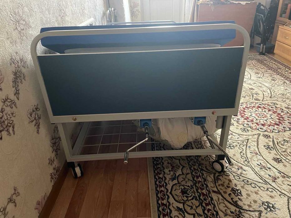 Продам медицинскую кровать
