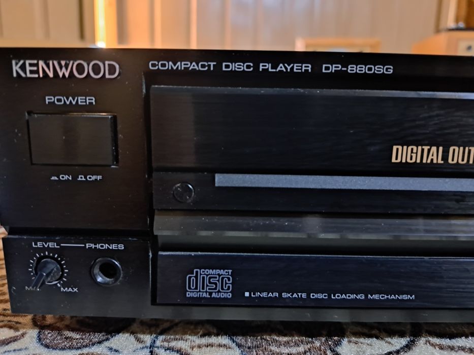 Kenwood DP-880SG - CD Player
