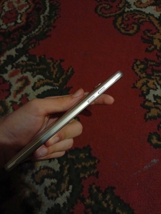 Samsung galaxy 7j 2016