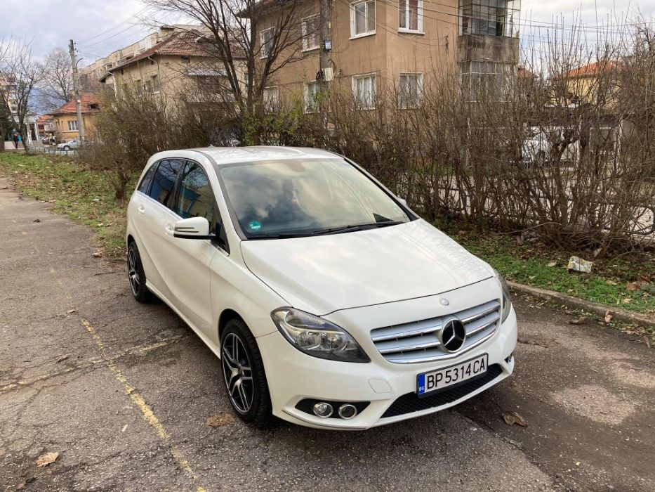 Мерцедес Бенц Б 180