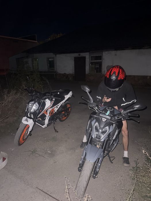 Продам яки 300 куб