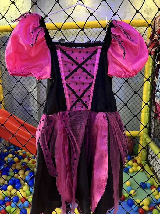 Парти костюми за момиченца