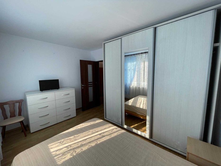 Apartament de inchiriat