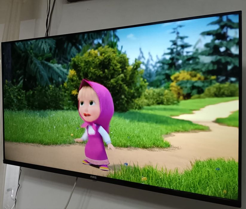 Смарт телевизор LG 109см