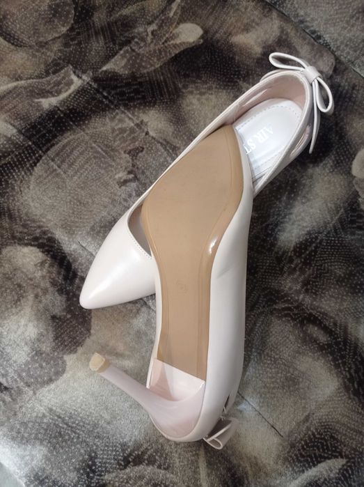 Запазени стилни и елегантни обувки