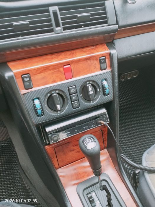 W124 3.2  Mersedes 1993
