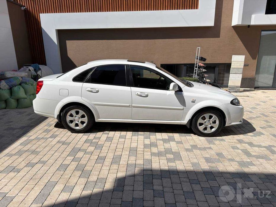 Jentra Chevrolet Жентра