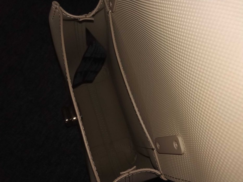 LACOSTE. Чанта, нова.