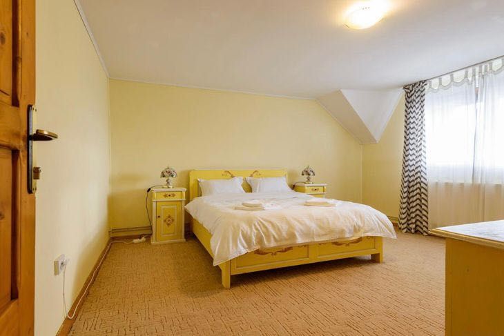 Vila ideala pentru locuit mai multe familii