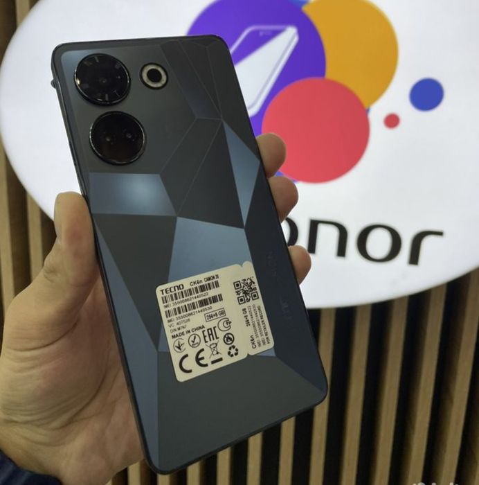 Смартфон Tecno Camon 20