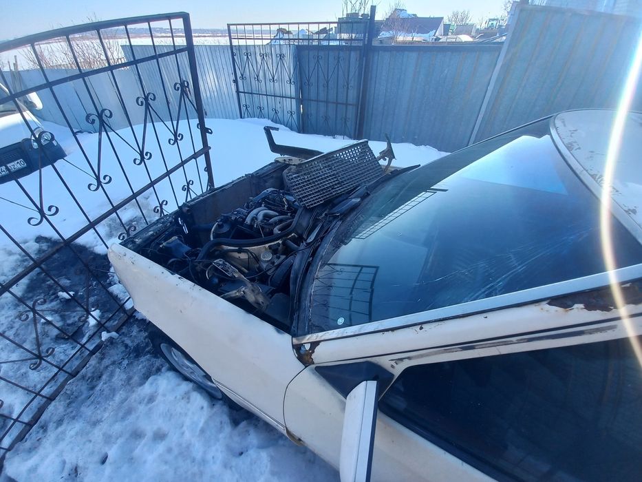 Мерседес 124 дизель.