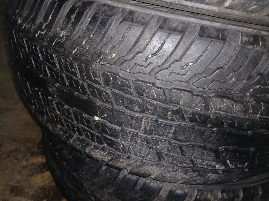 Продам шины 285/60 R18