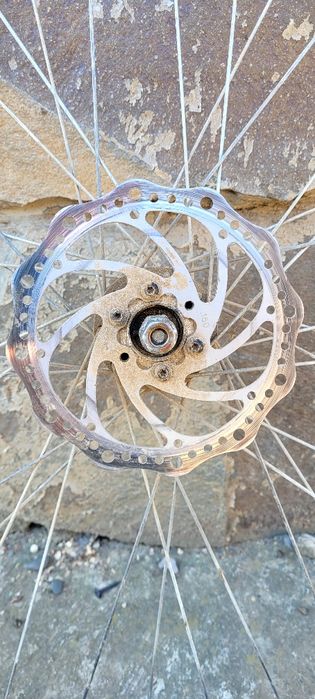 Jantă bicicleta 26" disc, verificați descrierea.
