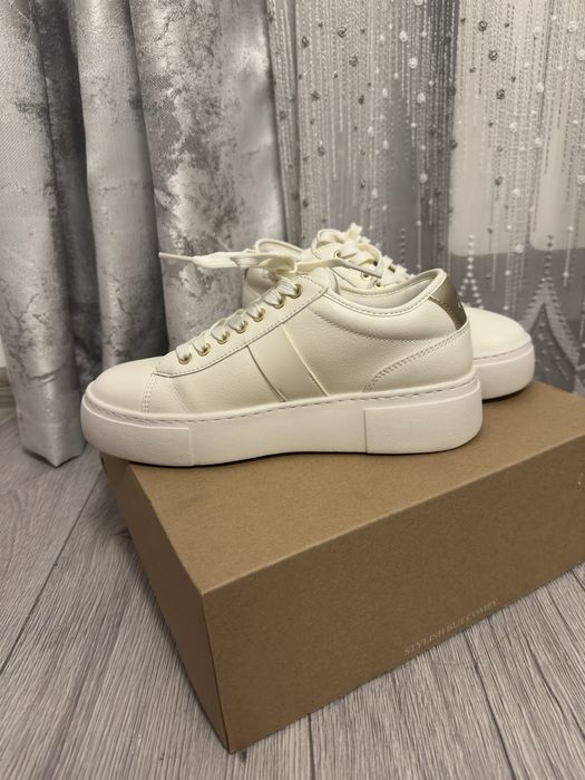 Adidasi Armani Exchange