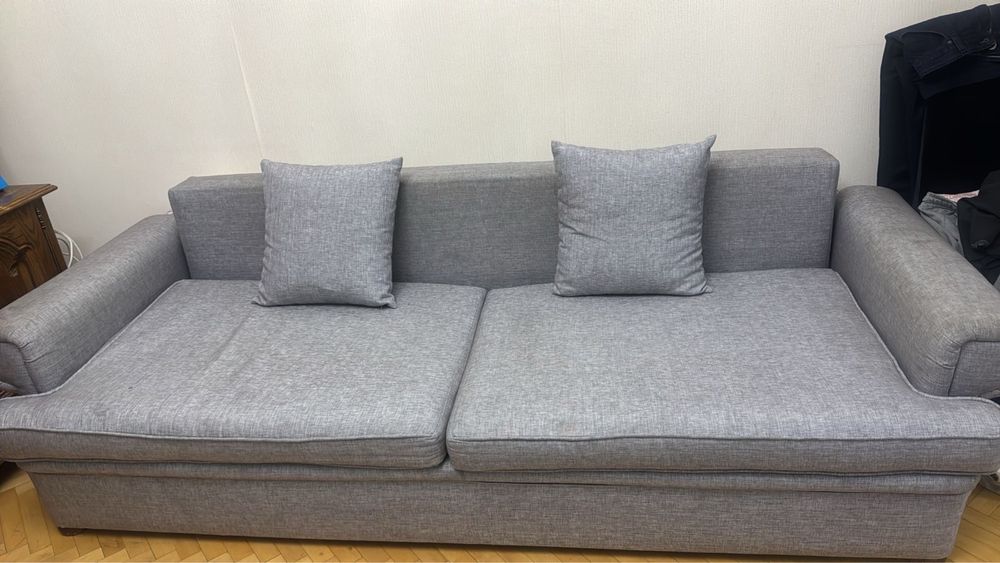 Срочно продам диван