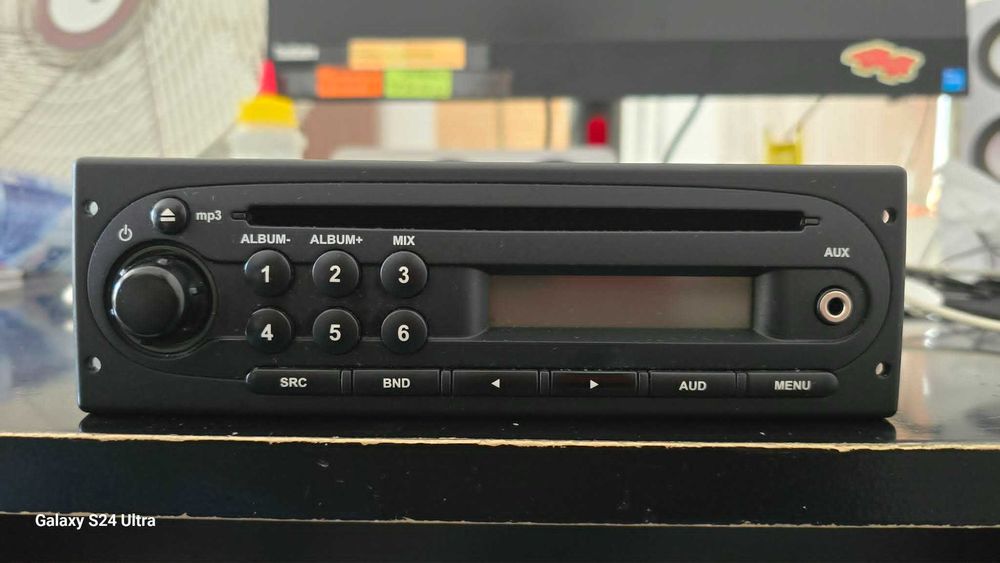 Radio CD mp3 Dacia duster/logan