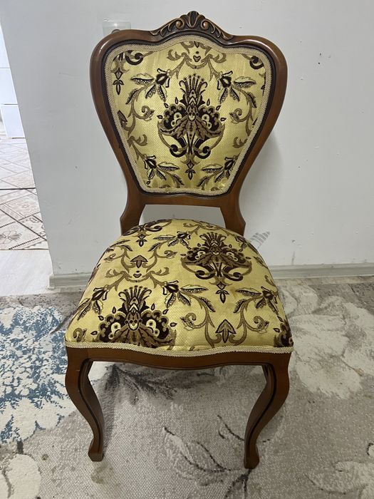 Продам стулья 6 штук