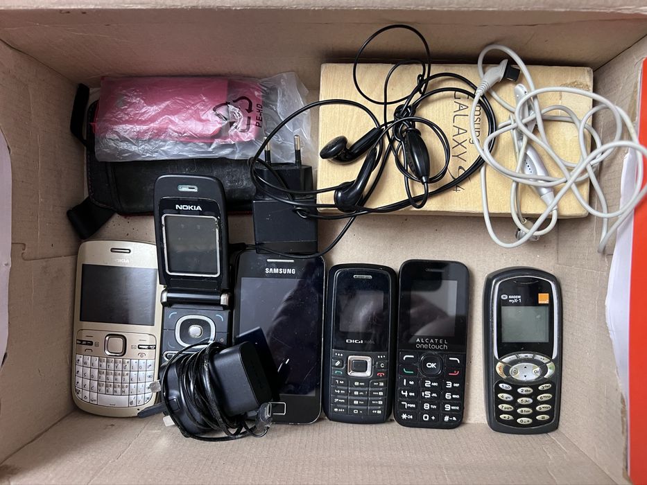 Lot telefoane vechi