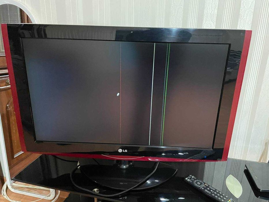 Продаю телевизор диагональ 32 дюйма