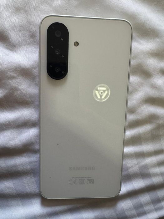 Продам новый самсунг А26