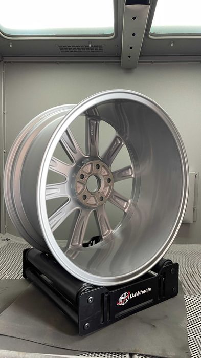 Jante Omanyt VOLKSWAGEN 19" Memphis 5N0601025K