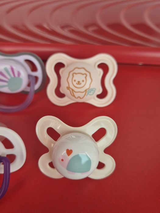 Lot 10 Suzete Philips