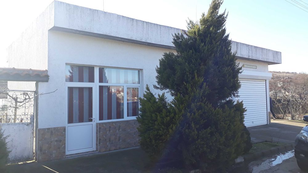 Продава се Промишлена сграда в с. Българин, Област Хасково - 72 кв.м за 354 €/кв.м - Снимка #1