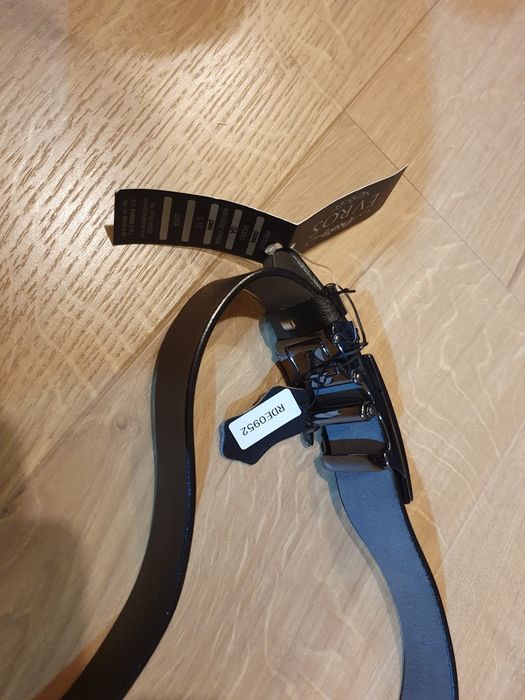 Vând curea de piele