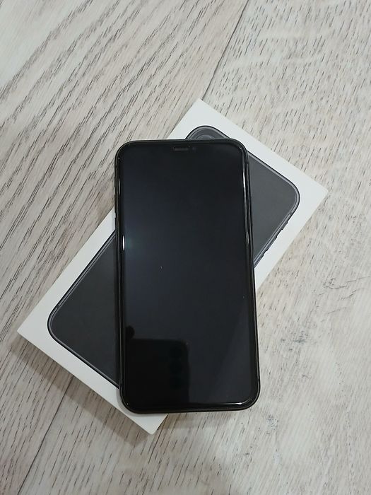 Iphone 11 128гб почти идеал