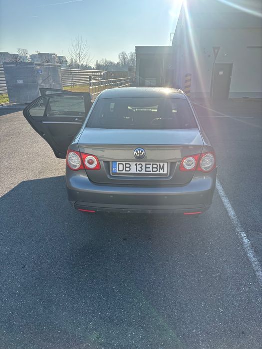 VOLKSWAGEN Jetta 2007 — imagine 4