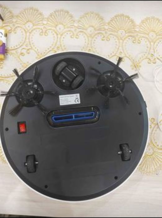 Продавам Прахосмукачка робот.