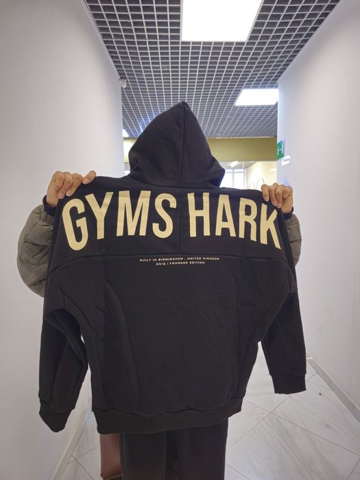 кофта GYM SHARK.