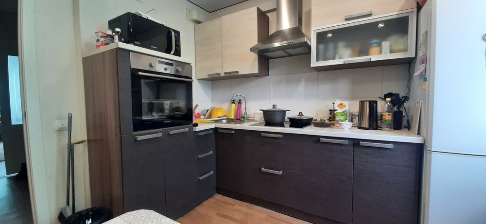 Продам вытяжку на кухню