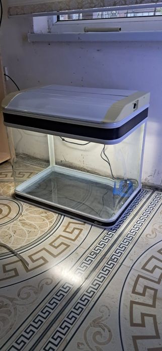 Заводской аквариум. Для рыбы.