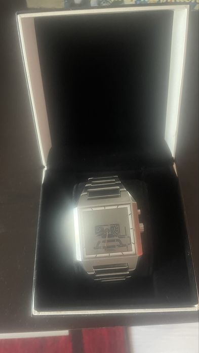 Часовник фосил fossil
