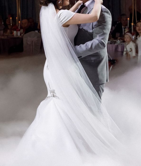 Свадебное платье со всем комплектом