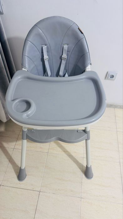 Продам столик для кормления