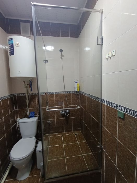 Продам душевую б/у хорошего качества