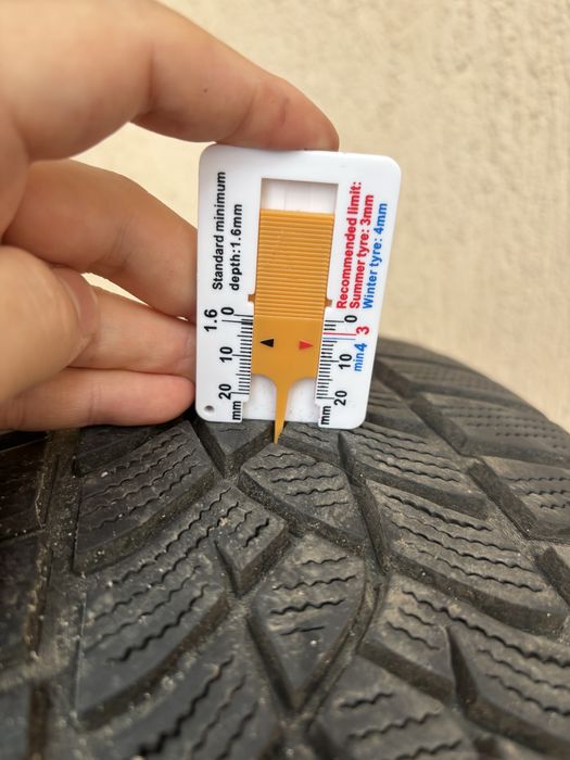 Зимни гуми Goodyear 225/45/18