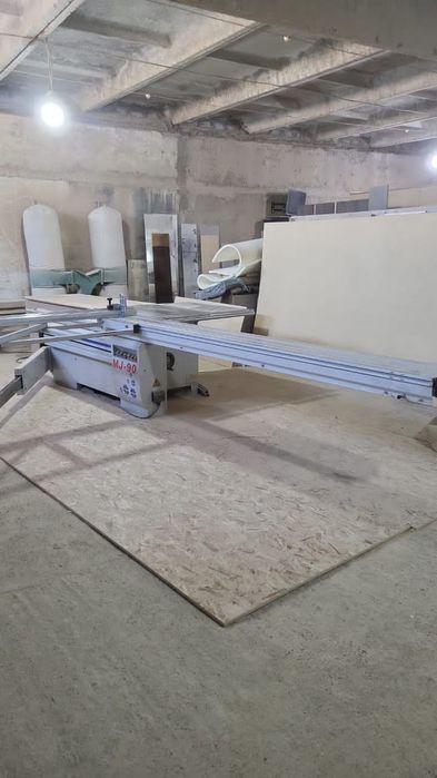 Форматно раскроичный станок