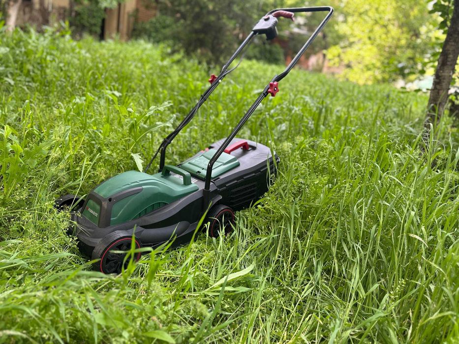 Газонокосилка Super W13 Gazonokosilka