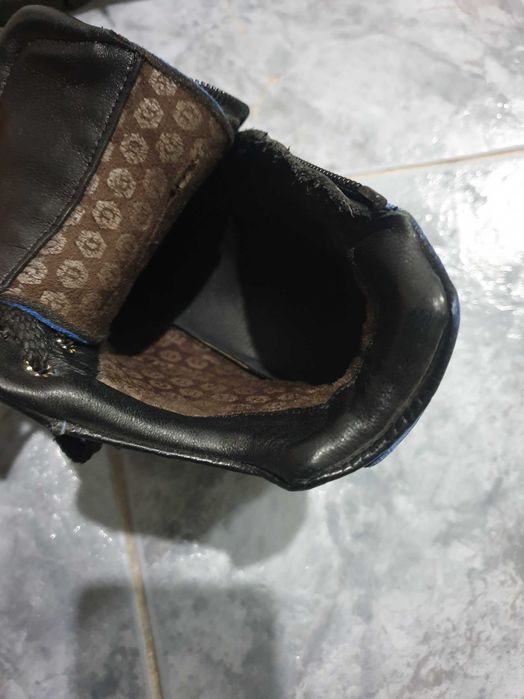 Кожанные женские ботинки