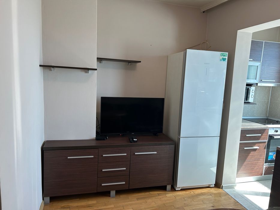 Дава се под наем Тристаен апартамент в Стара Загора, Железник - изток - 59 кв.м за 331.5 € - Снимка #2