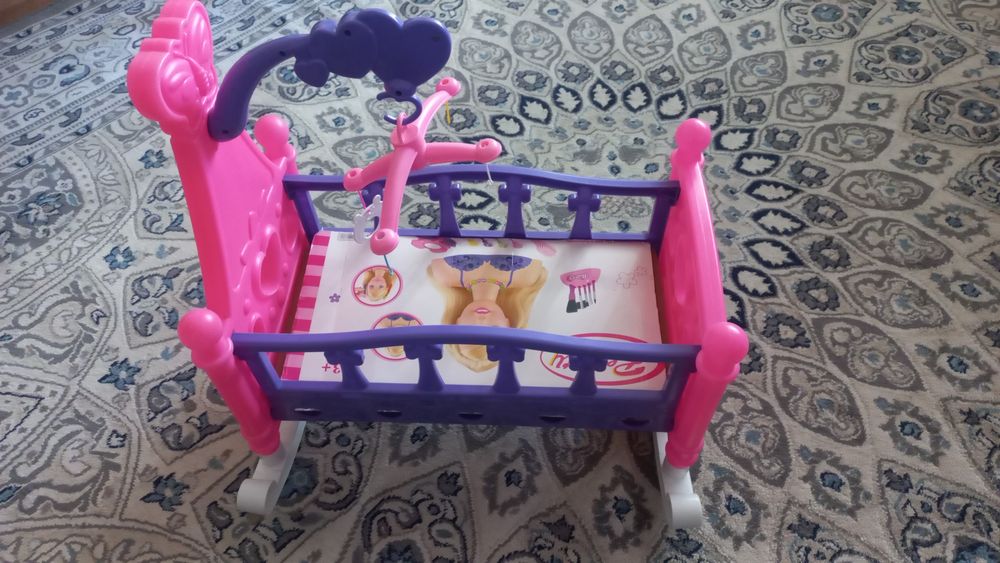Кроватка для куклы