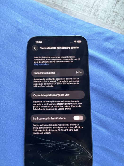 Vand Iphone 13.