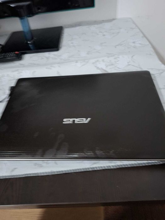 pachet tv samsung 60cm+laptop asus care necesita doar stocare 300 lei