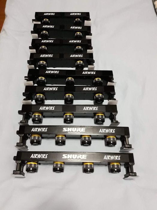 Microfoane ( doze ) pentru acordeon cu capsule SHURE Beta 58 si SM 58